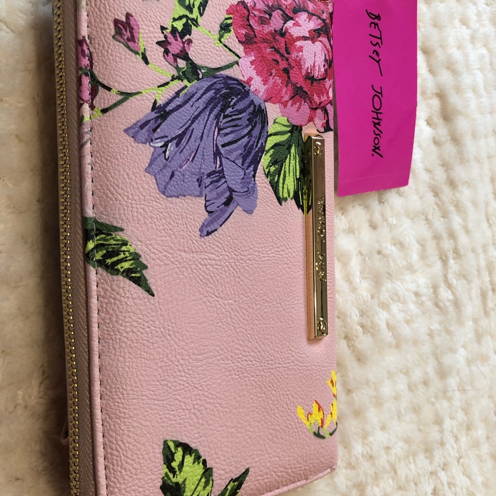 Brand New Betsey Johnson Bow Wallet with tags